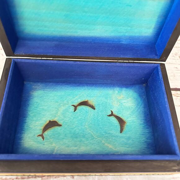 Vintage Dolphin Polished Jewelry Keepsake Trinket Box - Picture 2 of 10